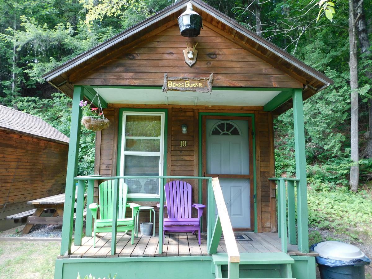 Pine Crest Motel & Cabins Barton Buitenkant foto